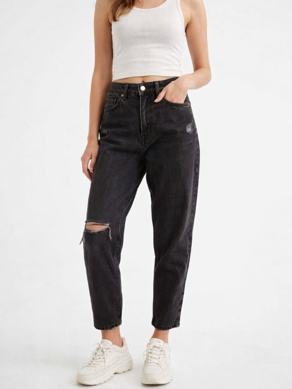 H&M Black Mom Jeans Size 8 High Rise Relaxed Tapered 100% Cotton Cropped